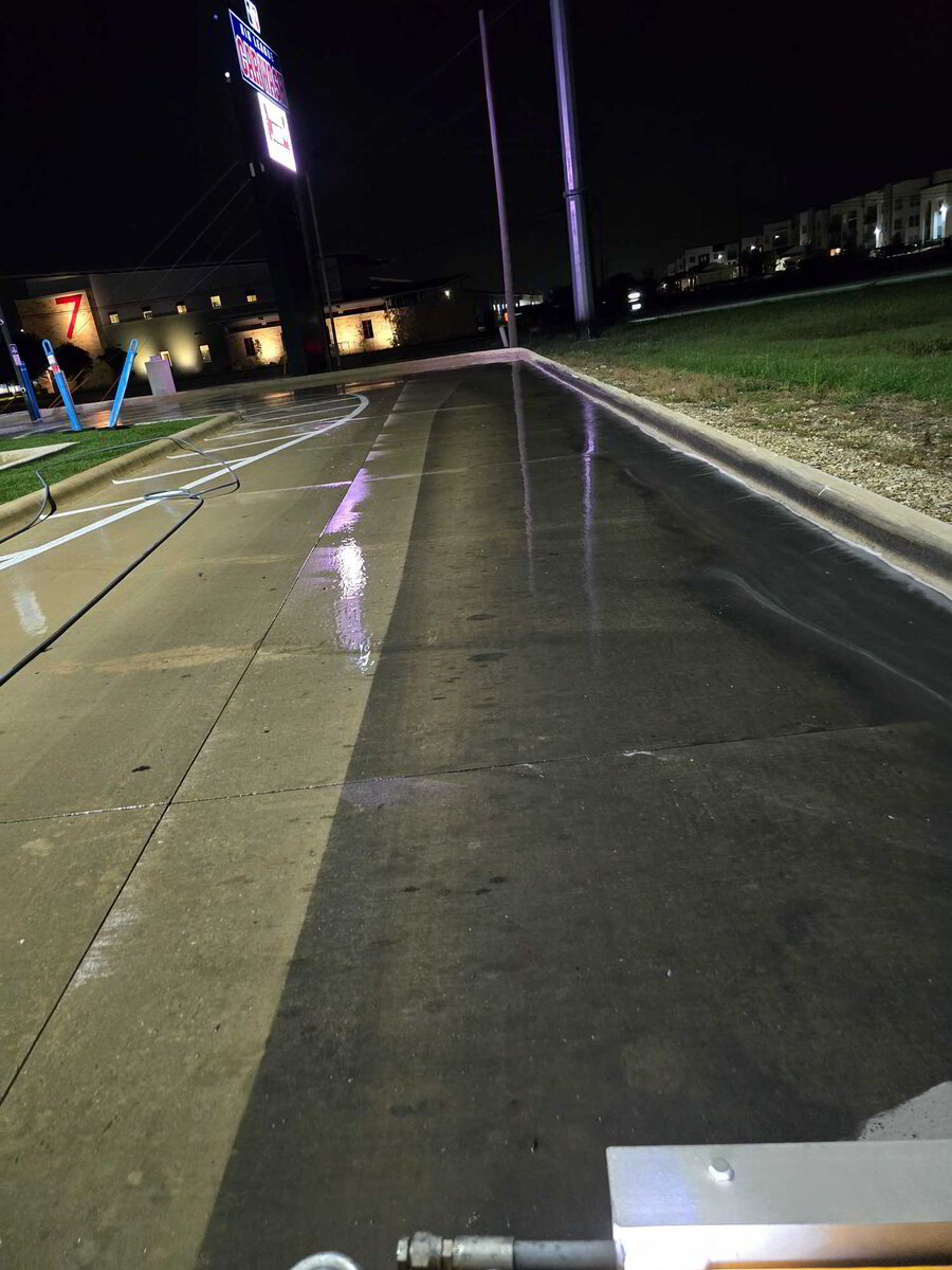 Pressure washing results on concrete
